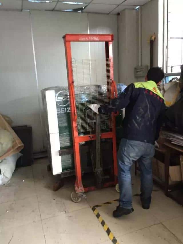 薩震空壓機(jī)在安裝調(diào)試